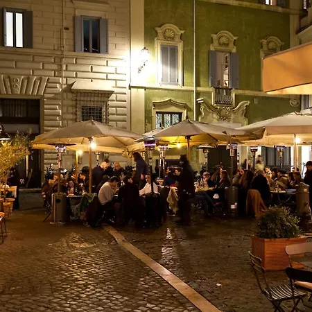 Close To The Pantheon * Roma