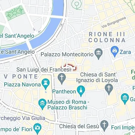 Close To The Pantheon Roma