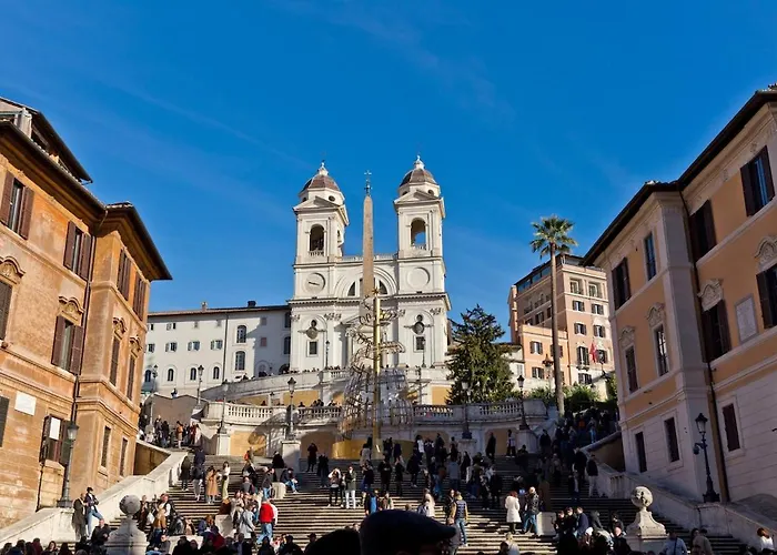 Close To The Pantheon